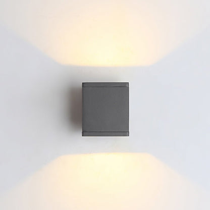 Modern Minimalist Outdoor LED Waterproof Exterior Wall Light for Courtyard Fence