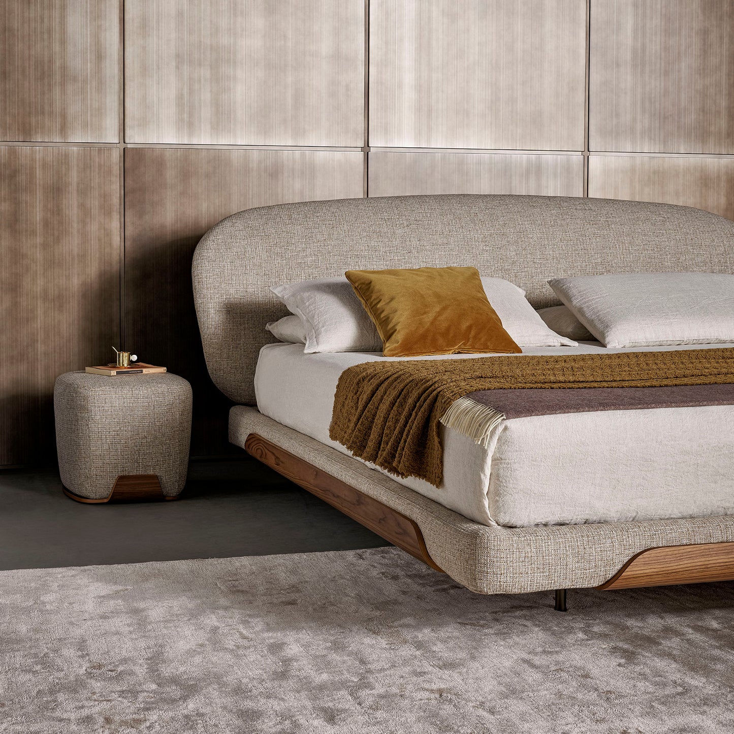 Olos "Hi" Plus King Bed